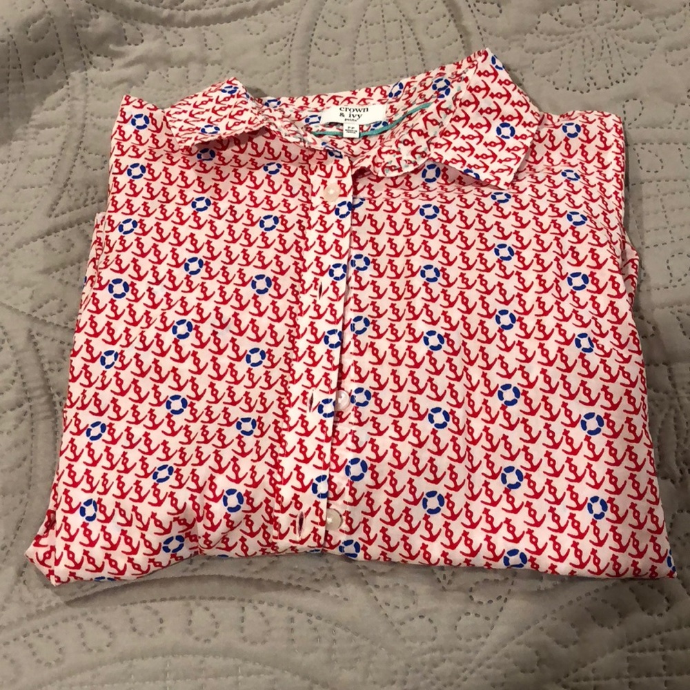 Long sleeve crown and ivy top